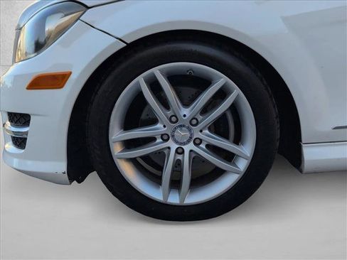 Used 2013 Mercedes-Benz C 250 Sedan image 25