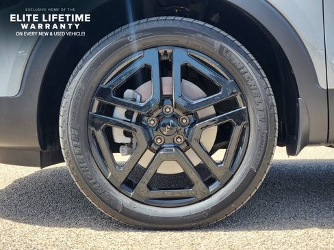 Certified 2025 Kia Telluride EX X-Line AWD/4WD image 8