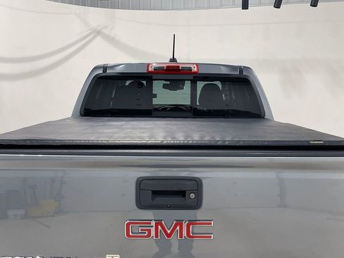 Used 2018 GMC Canyon SLT w/ Driver Alert Package image 5