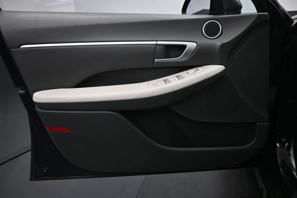 Used 2024 Hyundai Sonata SEL FWD image 23