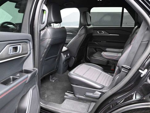 Used 2025 Ford Explorer ST-Line AWD/4WD image 68