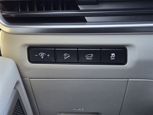 Used 2023 Kia Telluride EX w/ EX Captain's Chair Package image 24