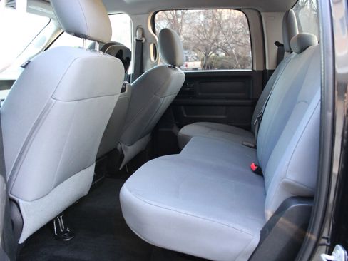 Used 2016 RAM 3500 Tradesman w/ Chrome Appearance Group image 19