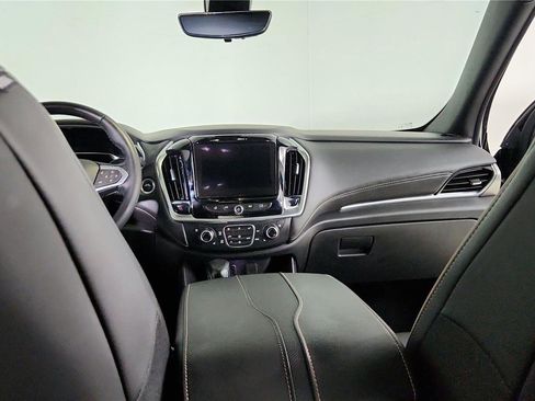 Used 2024 Chevrolet Traverse Premier w/ Redline Edition AWD/4WD image 16