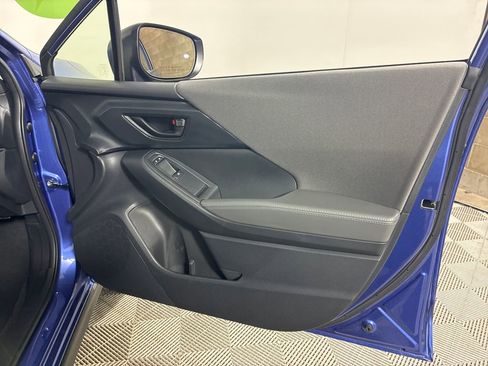 Used 2025 Subaru Crosstrek 2.0i Premium w/ Crosstrek Mirror Package AWD/4WD image 34
