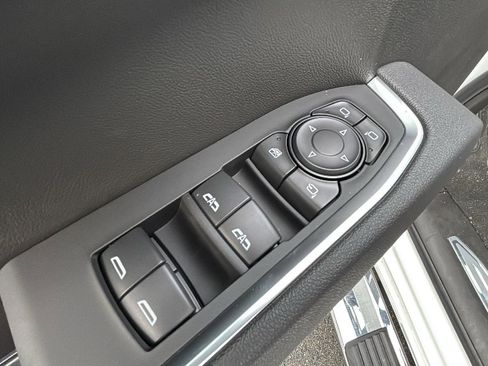 New 2026 GMC Sierra 1500 SLT w/ SLT Premium Plus Package image 25