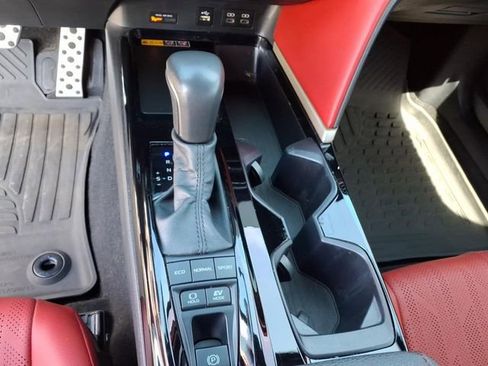 Used 2025 Toyota Camry XSE image 27