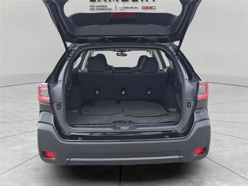 Used 2025 Subaru Outback Onyx Edition AWD/4WD image 13