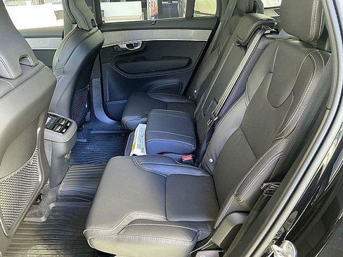 New 2026 Volvo XC90 B6 Ultra w/ Protection Package AWD/4WD image 13