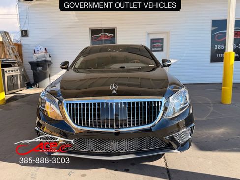Used 2015 Mercedes-Benz S 550 Sedan image 2