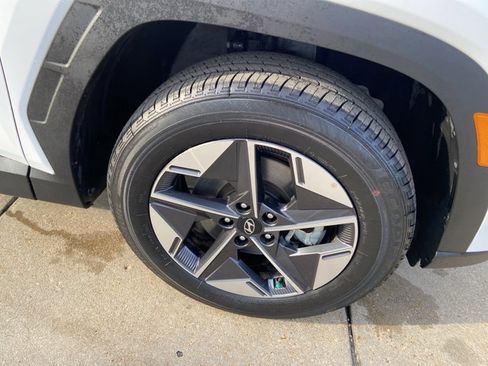 Used 2025 Hyundai Tucson SEL AWD/4WD image 37