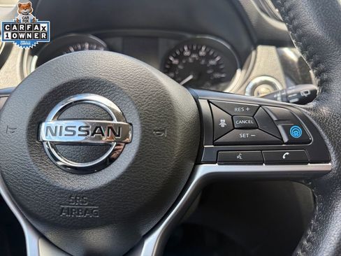 Used 2019 Nissan Rogue SL AWD/4WD image 26