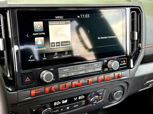 Used 2025 Nissan Frontier PRO-4X AWD/4WD image 19