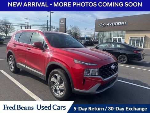 Used 2023 Hyundai Santa Fe SEL image 2
