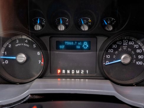 Used 2016 Ford F250 XL w/ Power Equipment Group RWD image 21
