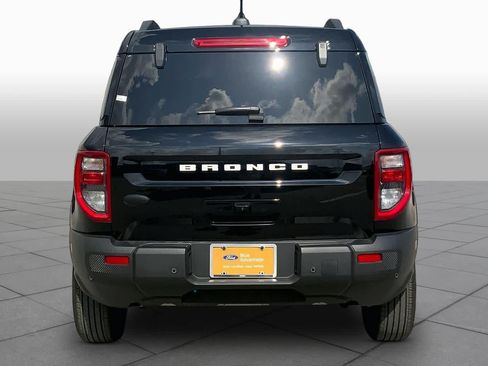 Certified 2025 Ford Bronco Sport Outer Banks w/ Outer Banks Tech Package+ AWD/4WD image 5