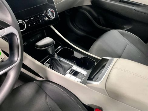 Used 2023 Hyundai Tucson SE image 20