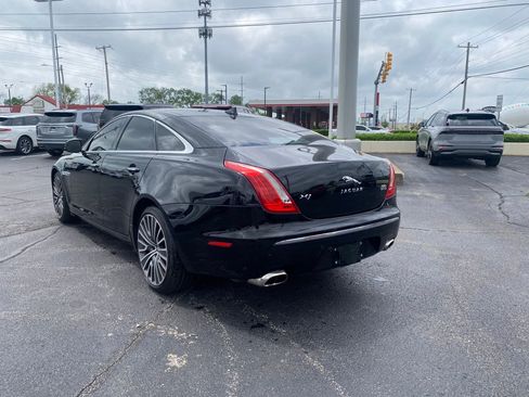 Used 2013 Jaguar XJ AWD image 12