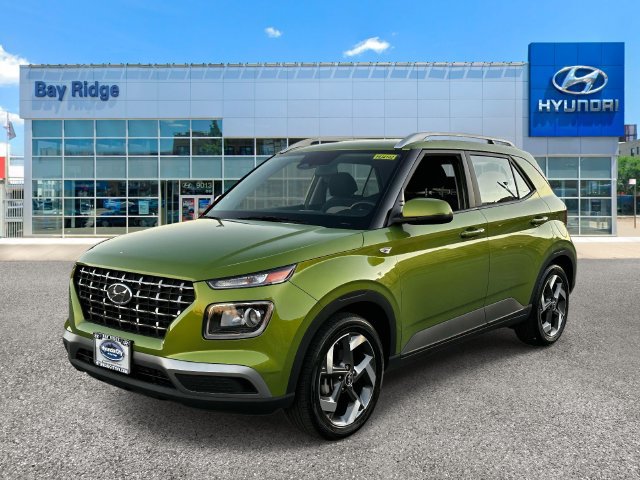 Used 2024 Hyundai Venue SEL FWD image 10