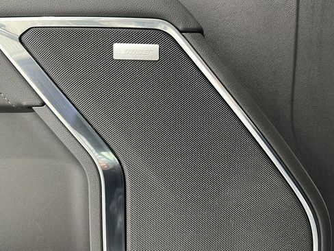 Used 2023 Chevrolet Silverado 1500 LTZ image 21