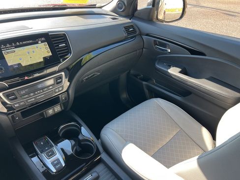 Used 2019 Honda Passport Touring image 25