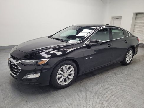 Used 2024 Chevrolet Malibu LT image 2
