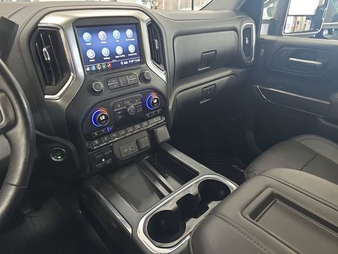 Certified 2020 Chevrolet Silverado 2500 LTZ w/ LTZ Premium Package AWD/4WD image 24