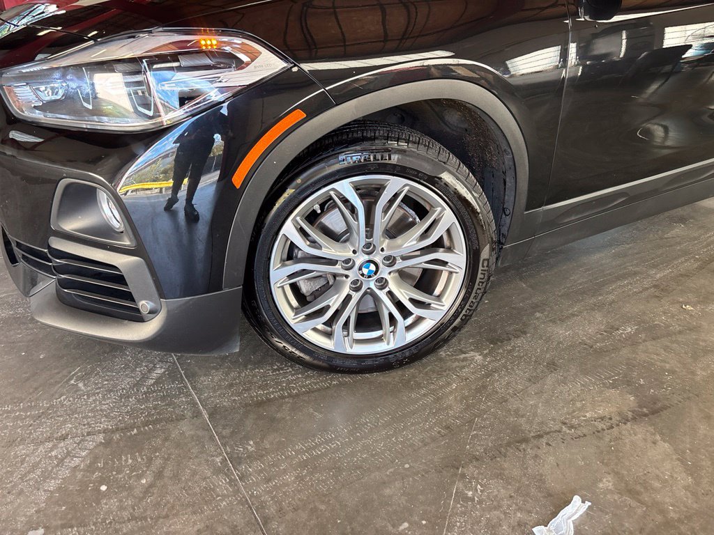 Used 2020 BMW X2 xDrive28i w/ Convenience Package AWD/4WD image 2
