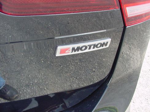 Used 2020 Volkswagen Tiguan SEL w/ 3rd Row Seat Package image 5