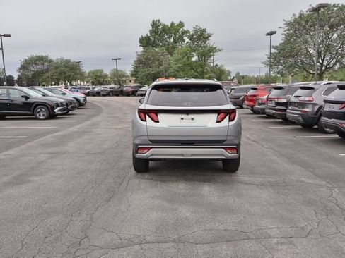 Used 2025 Hyundai Tucson SEL AWD/4WD image 7