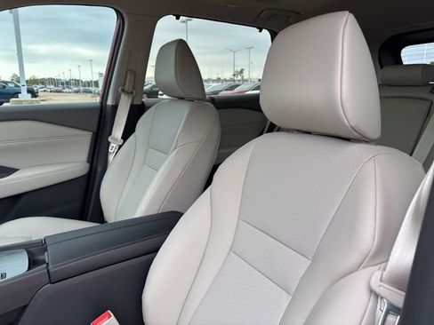 New 2026 Nissan Rogue SV w/ SV Premium Package image 9