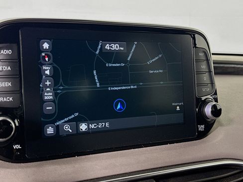 Used 2020 Hyundai Santa Fe Limited FWD image 22
