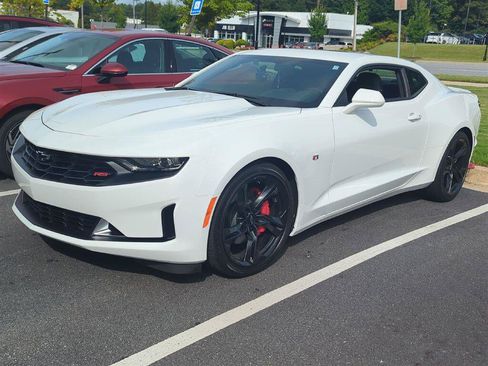 Used 2022 Chevrolet Camaro LT w/ RS Package RWD image 2