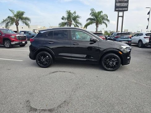 Used 2025 Buick Encore GX Sport Touring w/ Advanced Technology Package FWD image 4