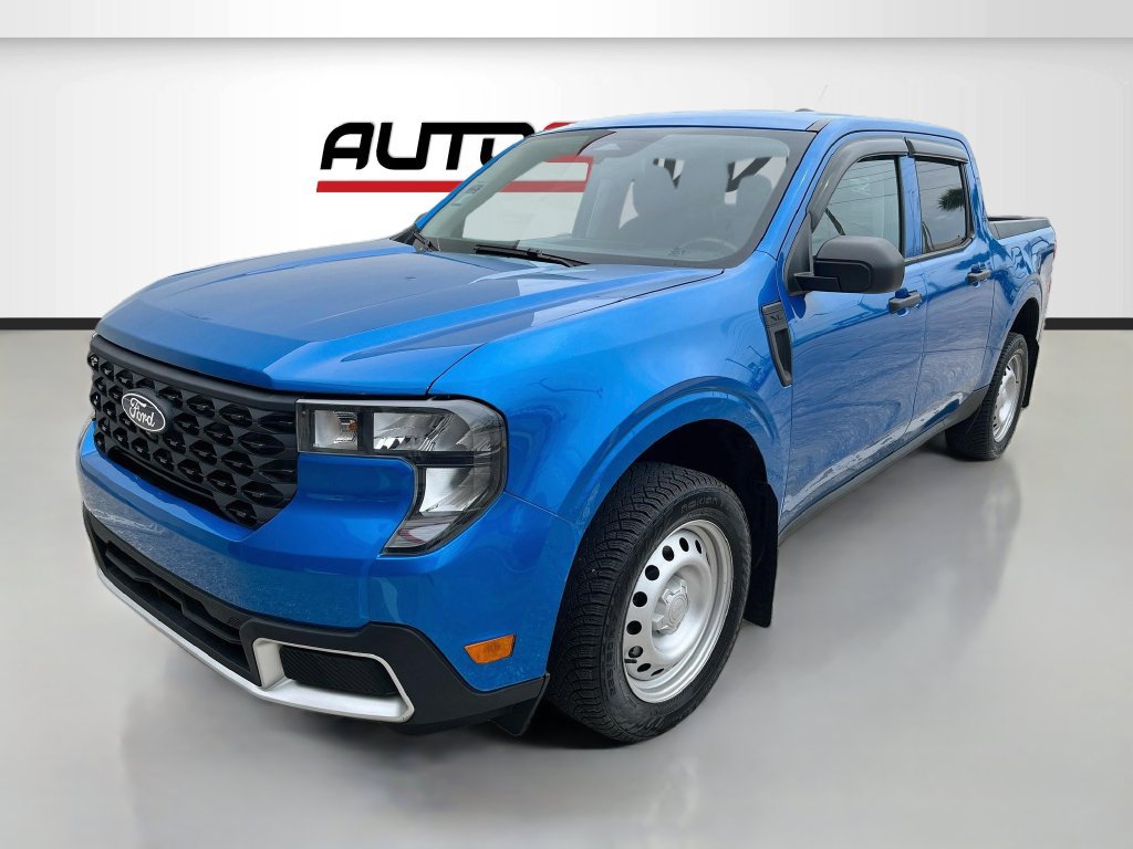 Used 2025 Ford Maverick XL w/ 4K Tow Package AWD/4WD image 3