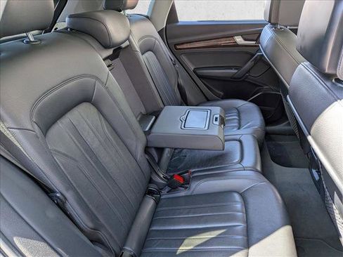 Used 2018 Audi Q5 2.0T Premium Plus w/ Premium Plus Package AWD/4WD image 20