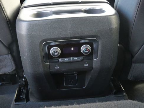 Used 2024 Chevrolet Tahoe LT image 17