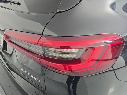 Used 2019 BMW X5 xDrive50i image 9