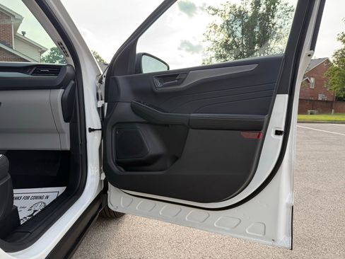 Used 2023 Ford Escape Active w/ Cold Weather Package image 15