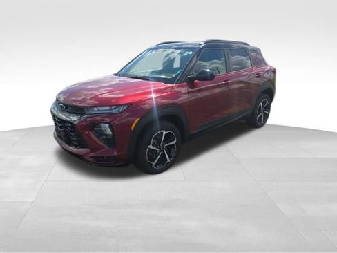Used 2022 Chevrolet TrailBlazer RS AWD/4WD image 3
