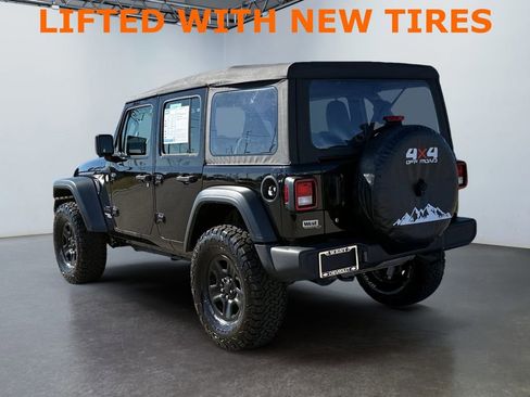 Used 2021 Jeep Wrangler Unlimited Sport image 5