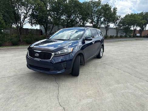 Used 2019 Kia Sorento FWD image 2