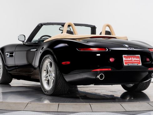 Used 2001 BMW Z8 RWD image 7