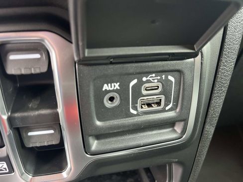 New 2025 Jeep Wrangler Sport S image 24