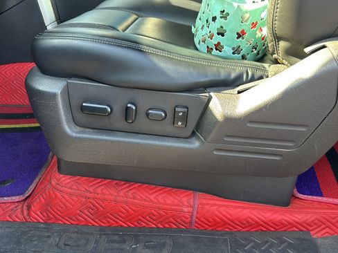Used 2011 Ford F150 Raptor w/ Raptor Luxury Pkg AWD/4WD image 20