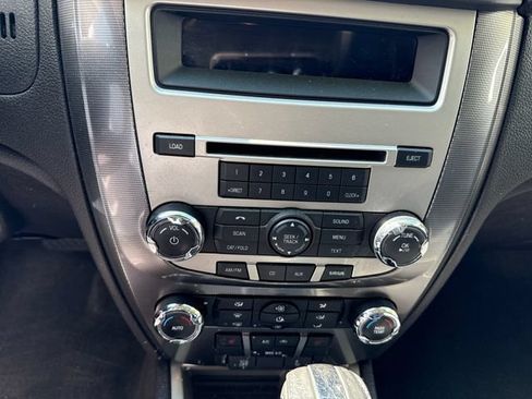 Used 2011 Ford Fusion SEL w/ 301A Rapid Spec Order Code FWD image 21