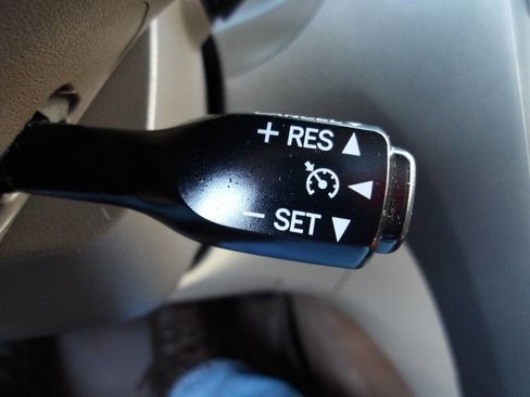 Used 2011 Lexus ES 350 image 17