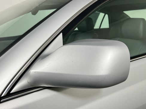 Used 2005 Toyota Avalon XLS image 12