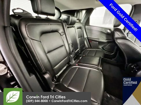 Used 2025 Ford Escape Platinum image 17