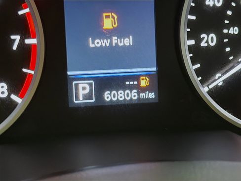 Used 2020 Nissan Sentra S FWD image 8